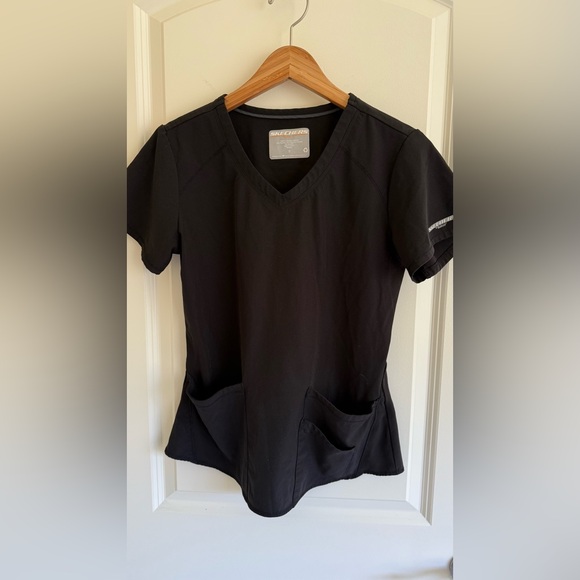 Skechers Tops - Women’s black scrub top